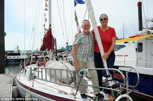 16 years de vacaciones en veleros Una Coppia va in vacanza con la sua barca e ritorna 16 anni dopo